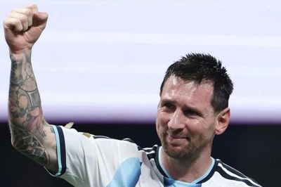 Messi bật mí nguyên nhân rơi nước mắt khi thắng ngược Ai Cập