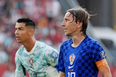 Ronaldo 'dắt tay' 5 huyền thoại cùng rời World Cup 2026