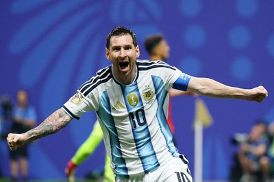 Messi đáp trả cáo buộc dàn xếp tại World Cup