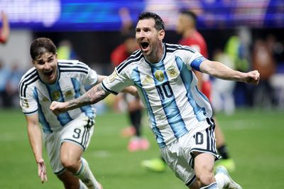 Thấy gì khi Messi 'già, thấp, chậm' vẫn thống trị World Cup?