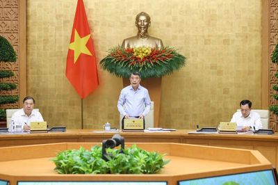 Thủ tướng: Chính sách pháp luật phân cấp, phân quyền, phân bổ nguồn lực, điều kiện nhiều hơn, chứ không phải đẩy việc, đẩy rủi ro cho cơ sở