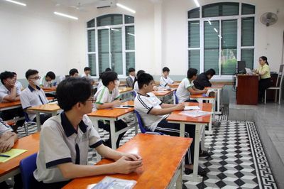 Công bố điểm sàn khối ngành sư phạm, sức khỏe và pháp luật năm 2026