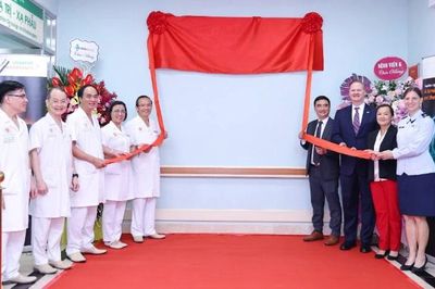 Nâng cao chất lượng điều trị ung thư nhờ đào tạo chuyên sâu về xạ trị, xạ phẫu