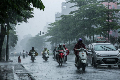 Thời tiết hôm nay (8-7): Nhiều nơi có mưa rào và dông