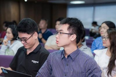 Giúp sinh viên, giới trẻ nâng cao tư duy sáng tạo, tố chất doanh nhân