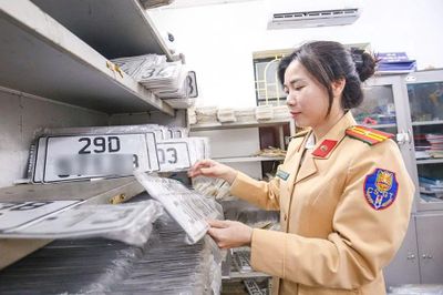 Hơn 2,1 triệu xe đăng ký mới trong nửa đầu năm 2026