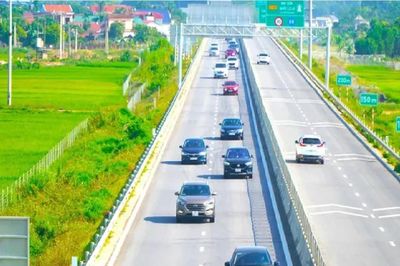 Đề xuất quy hoạch thêm 2 cao tốc vành đai kết nối loạt cửa khẩu phía Bắc