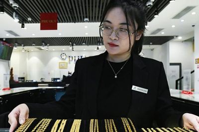 Giá vàng hôm nay (8/7): Mất mốc 150 triệu đồng/lượng