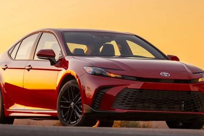 Toyota Camry bản đặc biệt, không sản xuất đại trà