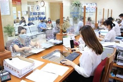 Viên chức quản lý phải tự nguyện từ chức nếu vợ chồng, con cái vi phạm pháp luật