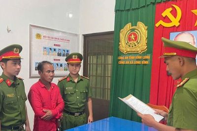 Trộm xuồng để đi đánh bắt thủy sản về bán lấy tiền tiêu xài