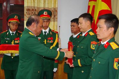 Bộ Quốc phòng đề xuất mới về chức vụ, chức danh, hạn tuổi của sĩ quan quân đội