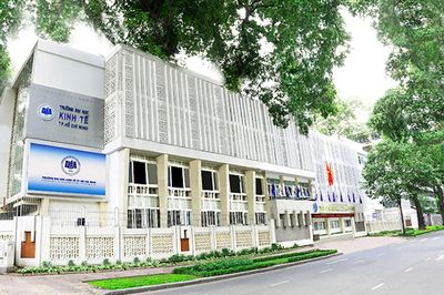 ĐH Kinh tế TPHCM công bố điểm sàn từ 60 đến 65 điểm
