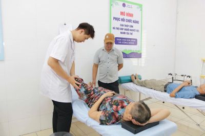 Hà Nội thí điểm mô hình làm 'chỗ dựa' cho người khuyết tật, người yếu thế