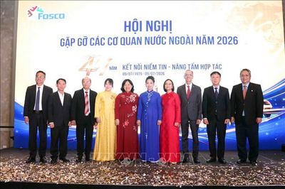 Cầu nối tin cậy với cộng đồng quốc tế