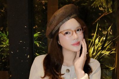 Không nhận ra Lý Nhã Kỳ ở tuổi U50
