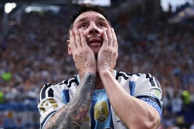 Lời thú nhận của Messi sau những giọt nước mắt