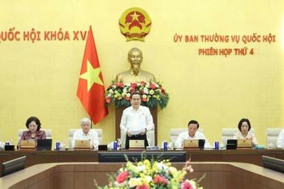 Chủ tịch Quốc hội: Không để chậm tiến độ trong xây dựng luật