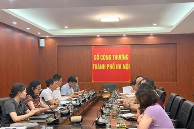 Cục Xuất nhập khẩu làm việc với Sở Công Thương Hà Nội về logistics