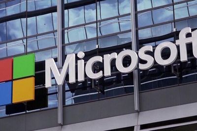 Microsoft cắt giảm hàng ngàn lao động