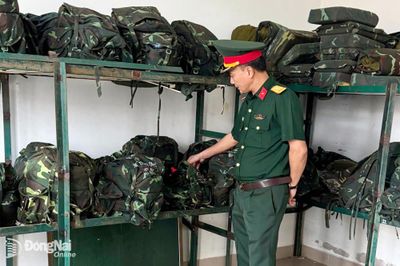 Đoàn công tác Bộ Chỉ huy Quân sự thành phố kiểm tra tại Trung đoàn Đồng Nai