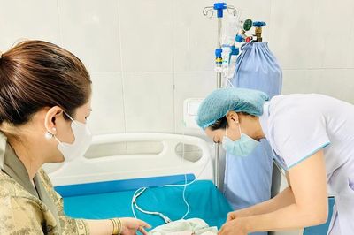 Nâng cao chất lượng chăm sóc sức khỏe bà mẹ và trẻ em