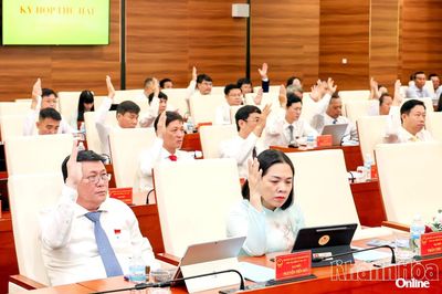 Hỗ trợ kinh phí chuyển đổi lồng bè nuôi biển bằng vật liệu truyền thống sang vật liệu mới