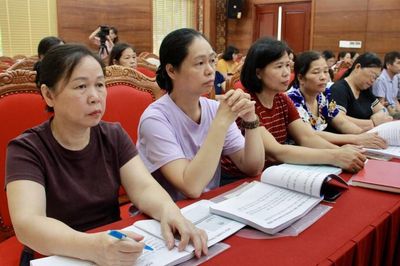 60 cán bộ y tế cơ sở được tập huấn tư vấn cai nghiện thuốc lá