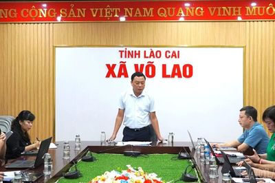 Đoàn công tác Bộ Dân tộc và Tôn giáo làm việc tại xã Võ Lao