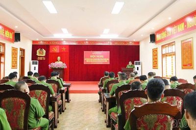 Công an 12 xã, phường khu vực miền Tây và Công an xã Mỏ Vàng sơ kết công tác 6 tháng đầu năm