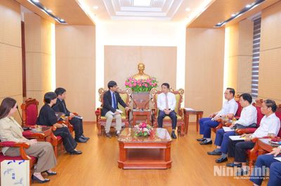 Đồng chí Chủ tịch UBND tỉnh làm việc với Công ty TNHH AEON Việt Nam về tiến độ triển khai Dự án Trung tâm thương mại AEON Phủ Lý