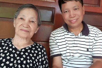 Mẹ và con...