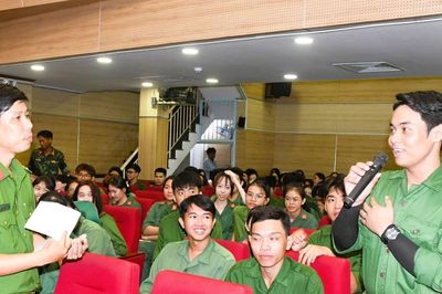 Nhiều giải pháp quyết liệt đấu tranh tội phạm ma túy ở Vĩnh Long