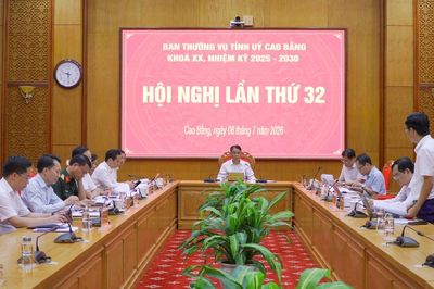 Hội nghị Ban Thường vụ Tỉnh ủy lần thứ 32