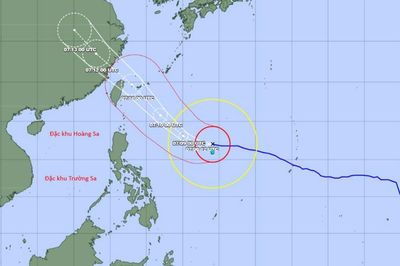 Siêu bão Bavi giật trên cấp 17, Biển Đông biển động rất mạnh