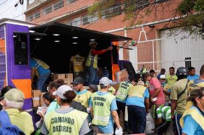 Việt Nam viện trợ khẩn cấp Venezuela 300.000 USD khắc phục hậu quả động đất