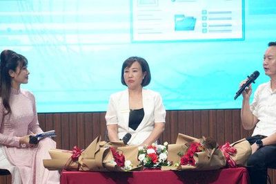 Việc làm thời AI: Thách thức và cơ hội cho phụ nữ, thanh niên