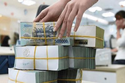 Muốn giảm lãi suất cho vay thực chất, cần xử lý từ chi phí vốn đầu vào