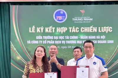 Tăng cường hợp tác, phát triển nguồn nhân lực chất lượng cao cho ngành du lịch