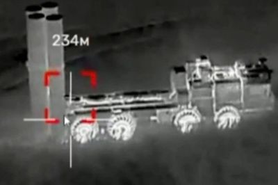 Ukraine đánh sập 2 bệ phóng S-400 ngay trên đất Nga