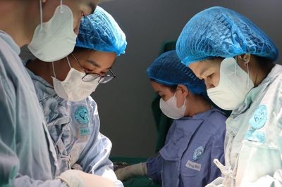 Sản phụ nặng 120kg, sinh bé gái 3,5kg