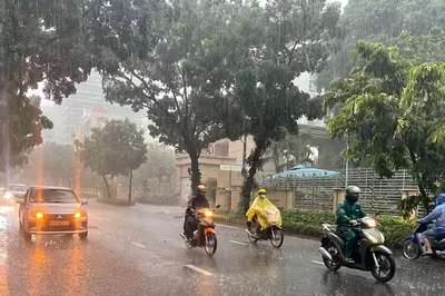 Miền núi Bắc bộ mưa to đến 250 mm, vùng đồng bằng mưa giông rải rác hết tuần