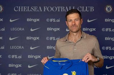 Chelsea chính thức ra mắt HLV mới