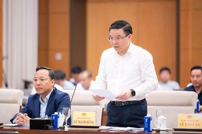 Cải thiện mức độ hấp dẫn môi trường đầu tư trong lĩnh vực dầu khí để 'mở đường cho sự phát triển'