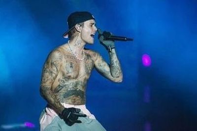 World Cup 2026 gây tranh luận khi có Justin Bieber, Shakira và BTS