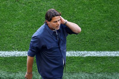 Tuyển Mỹ thua đậm, áo của HLV Pochettino lại cháy hàng