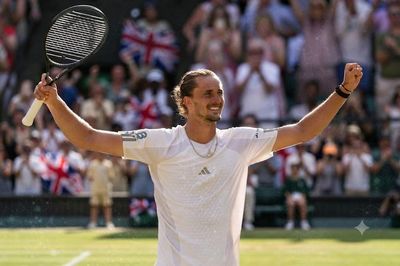Alexander Zverev lần đầu vào bán kết Wimbledon