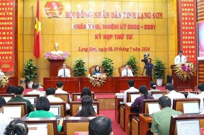 Lần đầu tiên vượt thu ngân sách cả năm chỉ trong 6 tháng, LẠNG SƠN phấn đấu hoàn thành ở mức cao nhất các mục tiêu, nhiệm vụ 2026
