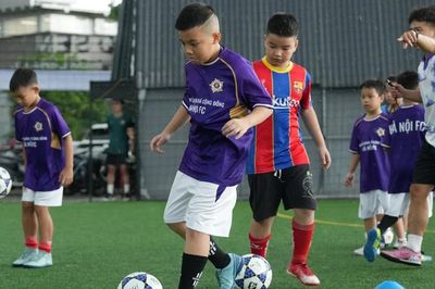 Hà Nội FC ra mắt Trung tâm bóng đá cộng đồng