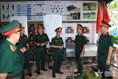 Hội thi 'Doanh trại chính quy, xanh, sạch, đẹp''